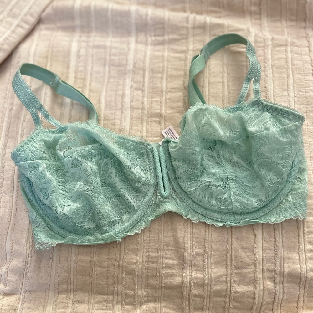 Auden 36dd mint green bra
